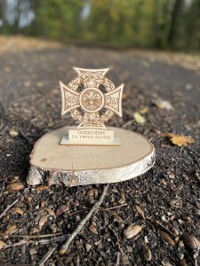 Statuetka Krzyż Harcerski Dziękujemy za służbę 