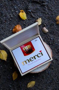 Drewniane pudełko na merci 