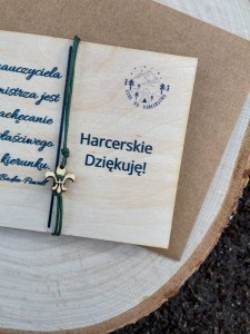 Drewniana kartka Harcerskie Dziękuję